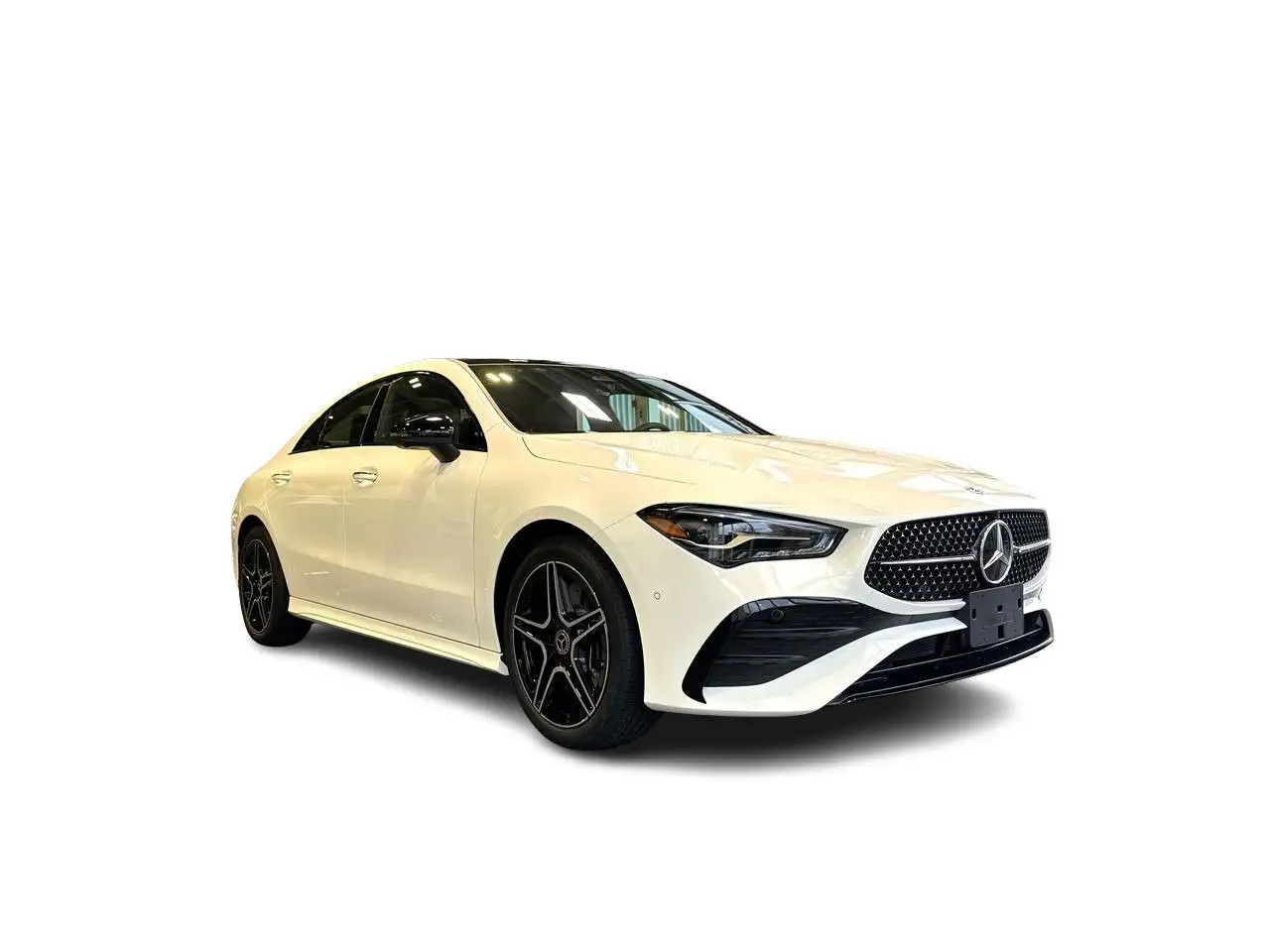 Mercedes-Benz CLA снимка Mercedes-Benz CLA