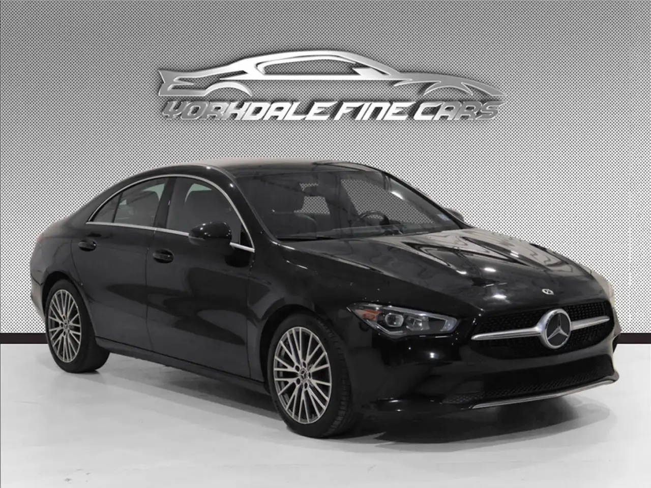 Mercedes-Benz CLA снимка Mercedes-Benz CLA