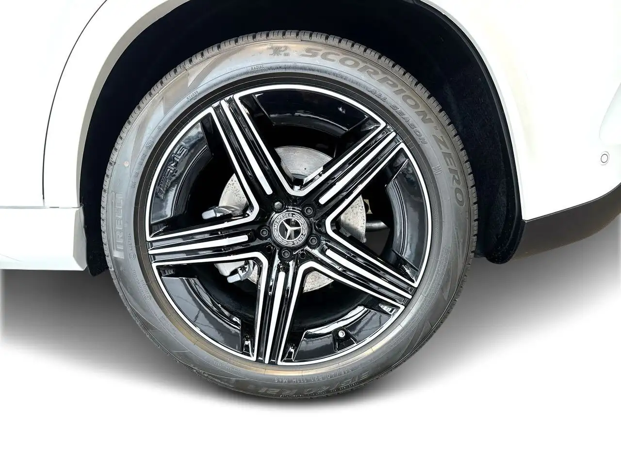 Mercedes-Benz GLE снимка Mercedes-Benz GLE