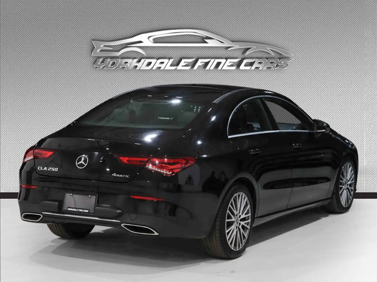 Mercedes-Benz CLA снимка Mercedes-Benz CLA