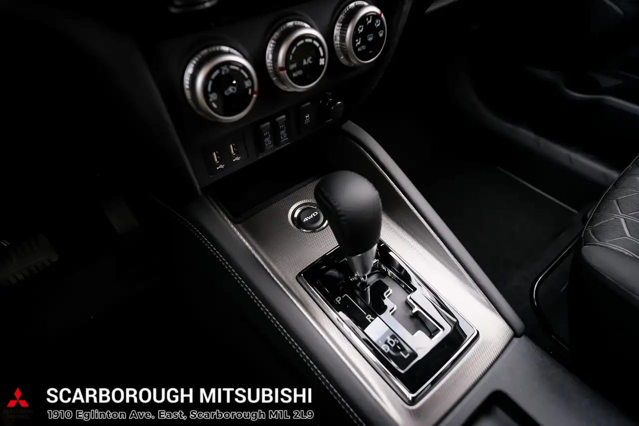 Mitsubishi RVR снимка Mitsubishi RVR