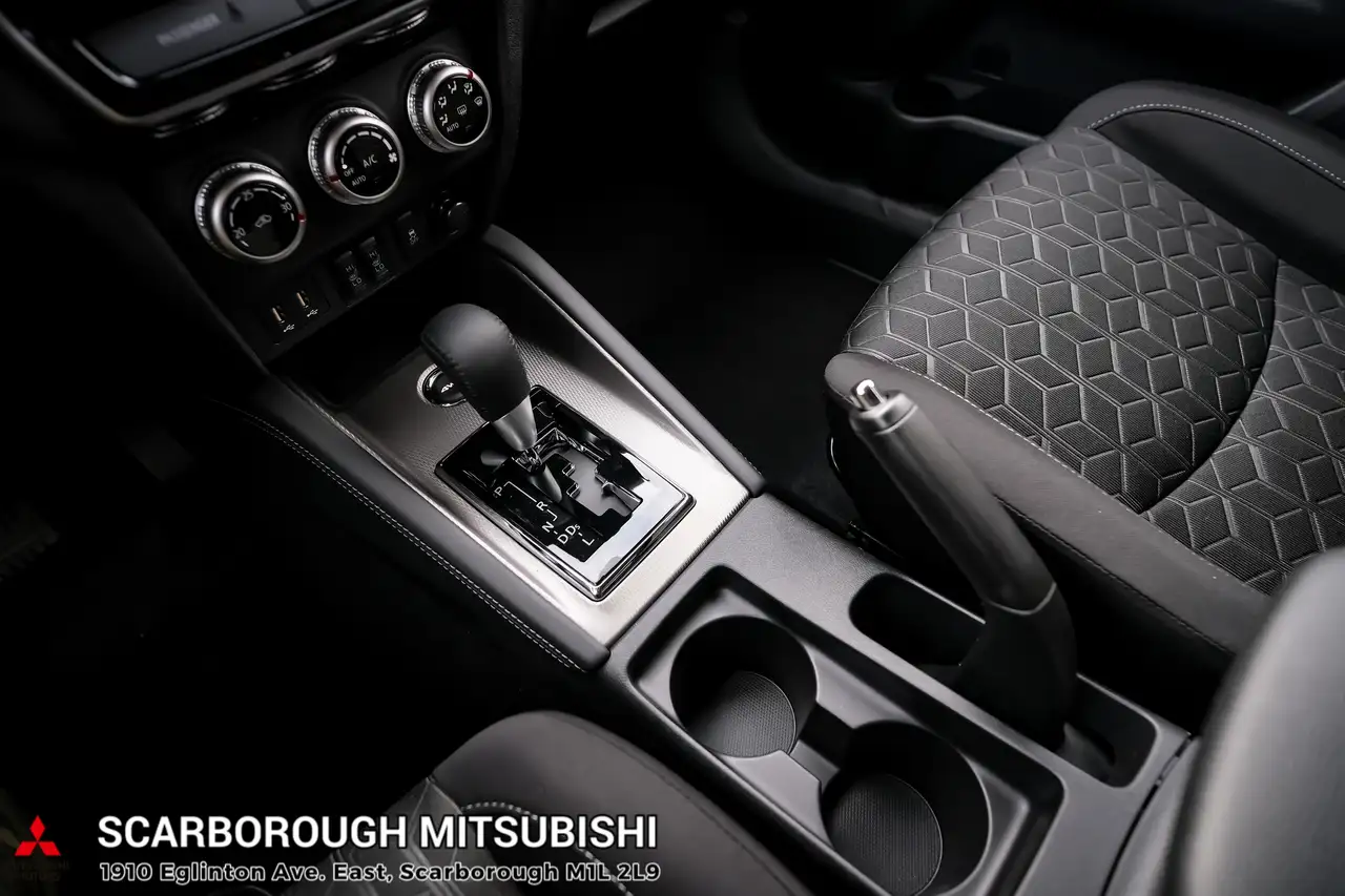 Mitsubishi RVR снимка Mitsubishi RVR