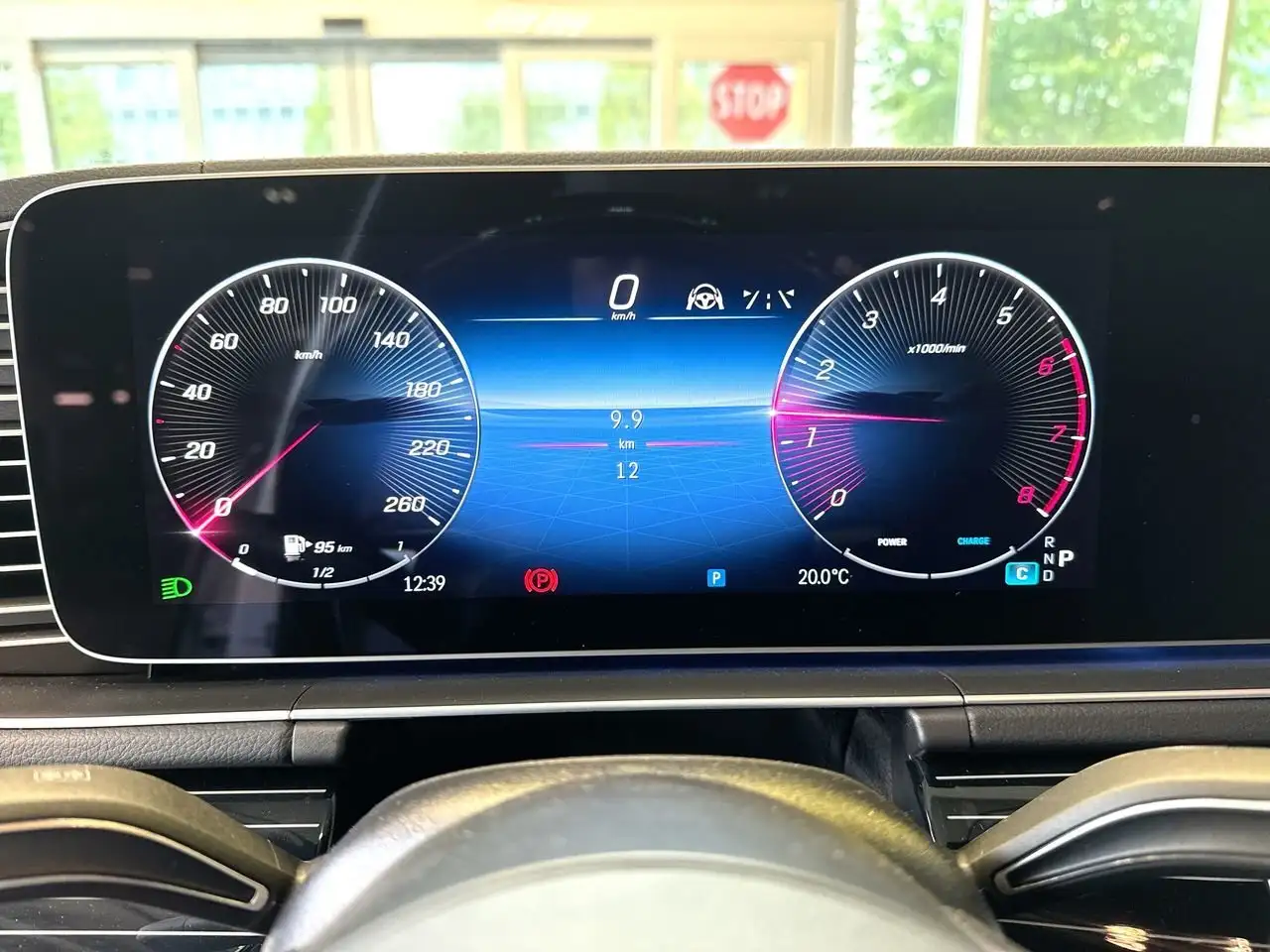 Mercedes-Benz GLE снимка Mercedes-Benz GLE