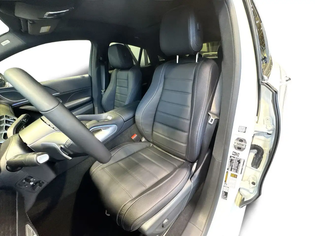 Mercedes-Benz GLE снимка Mercedes-Benz GLE