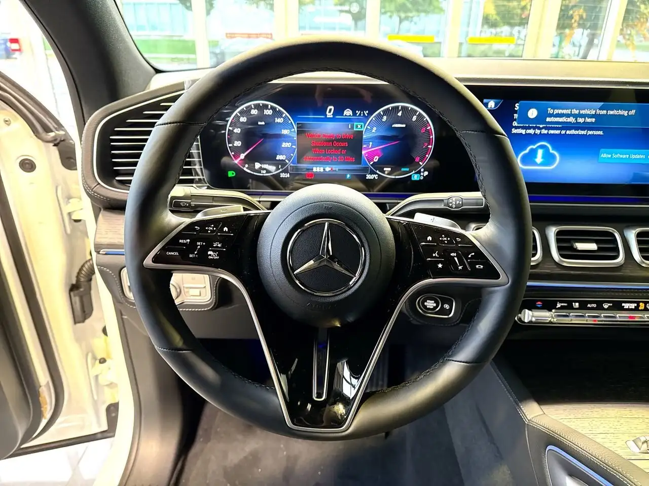 Mercedes-Benz GLE снимка Mercedes-Benz GLE