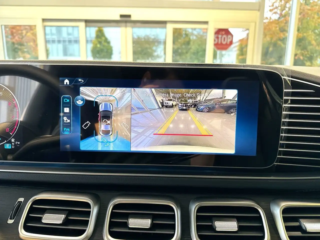 Mercedes-Benz GLE снимка Mercedes-Benz GLE