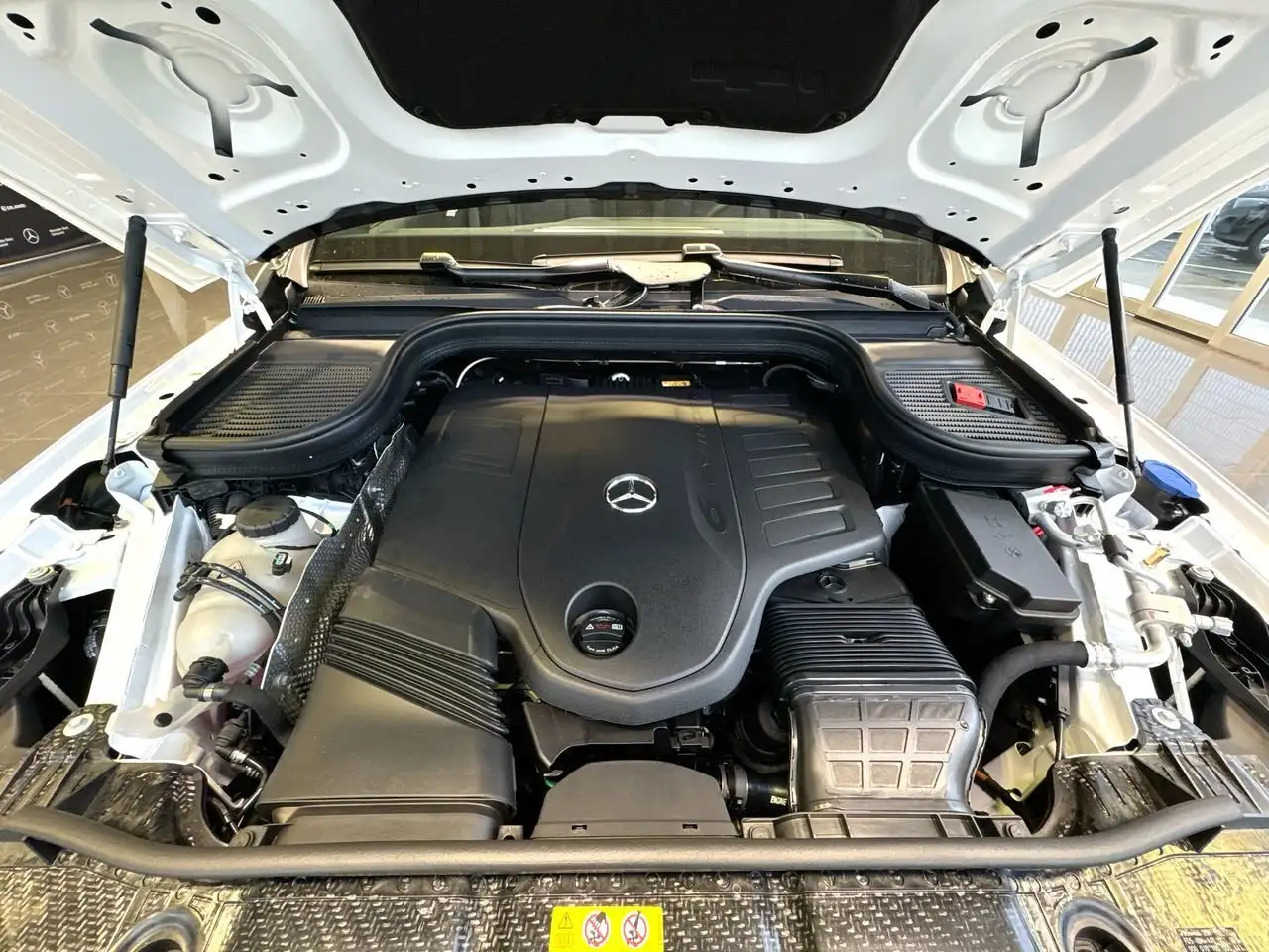 Mercedes-Benz GLE снимка Mercedes-Benz GLE