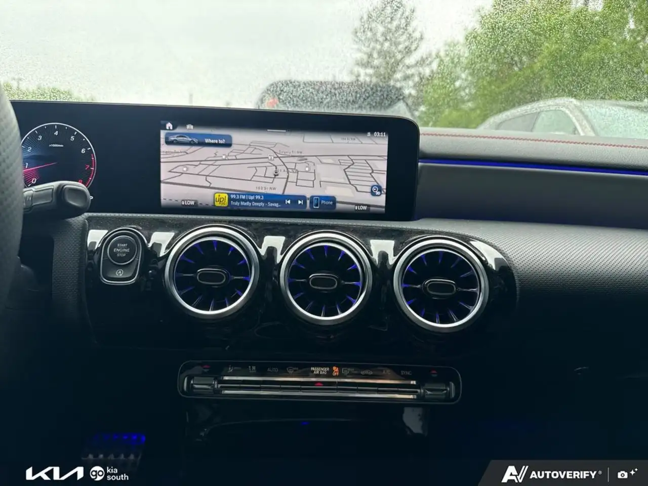 Mercedes-Benz CLA снимка Mercedes-Benz CLA