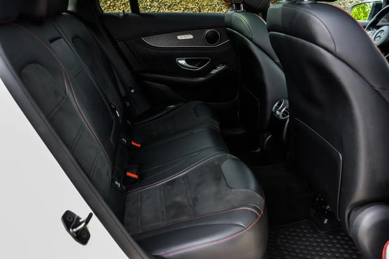 Mercedes-Benz GLC снимка Mercedes-Benz GLC