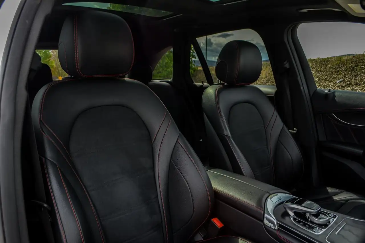Mercedes-Benz GLC снимка Mercedes-Benz GLC