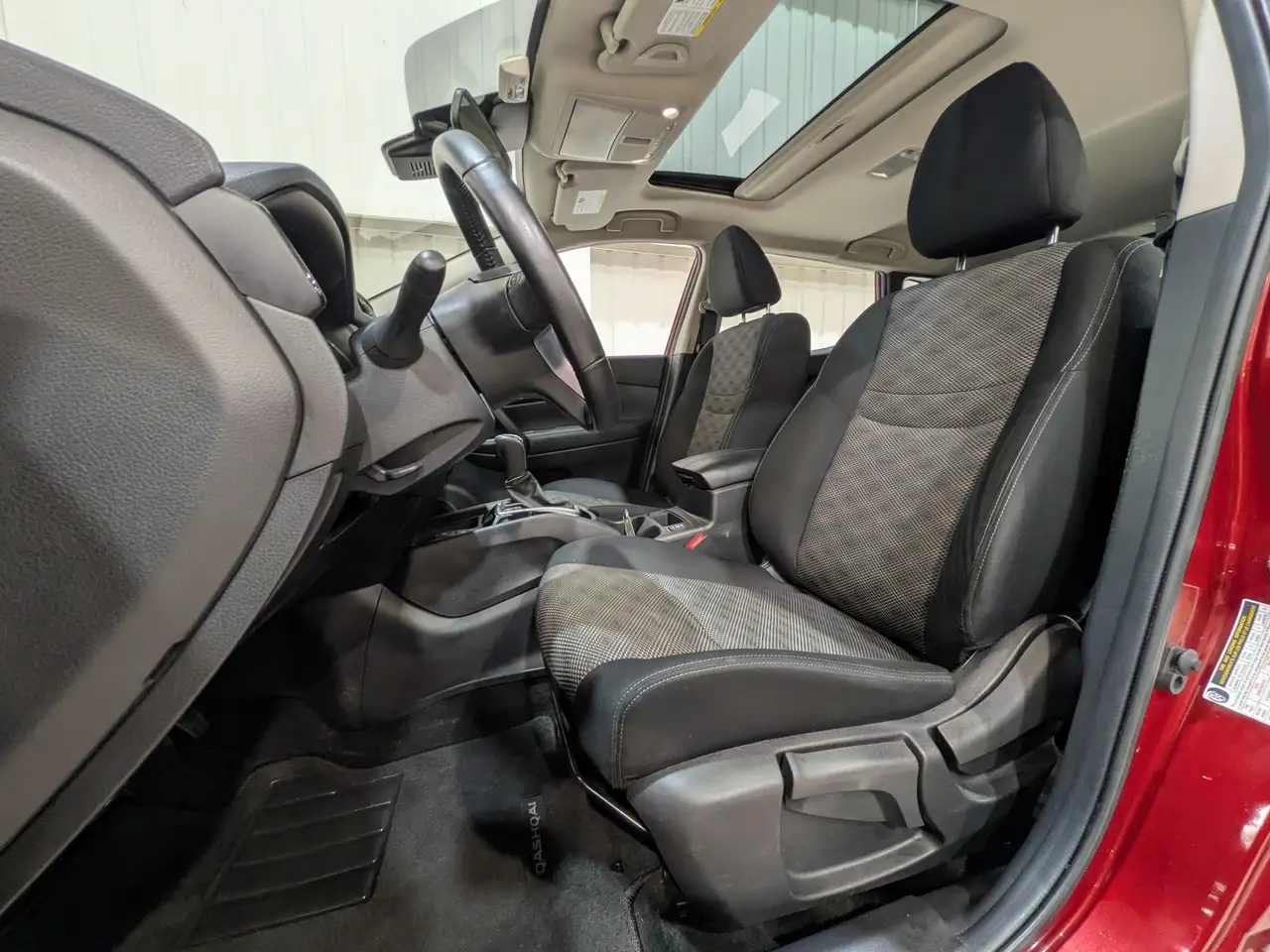 Nissan Qashqai снимка Nissan Qashqai