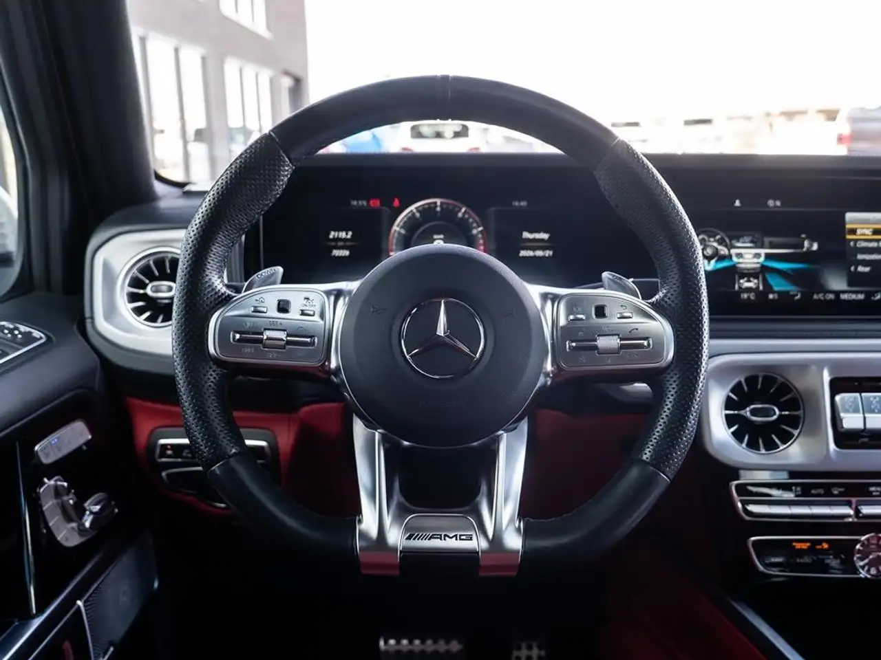 Mercedes-Benz G-Class снимка Mercedes-Benz G-Class
