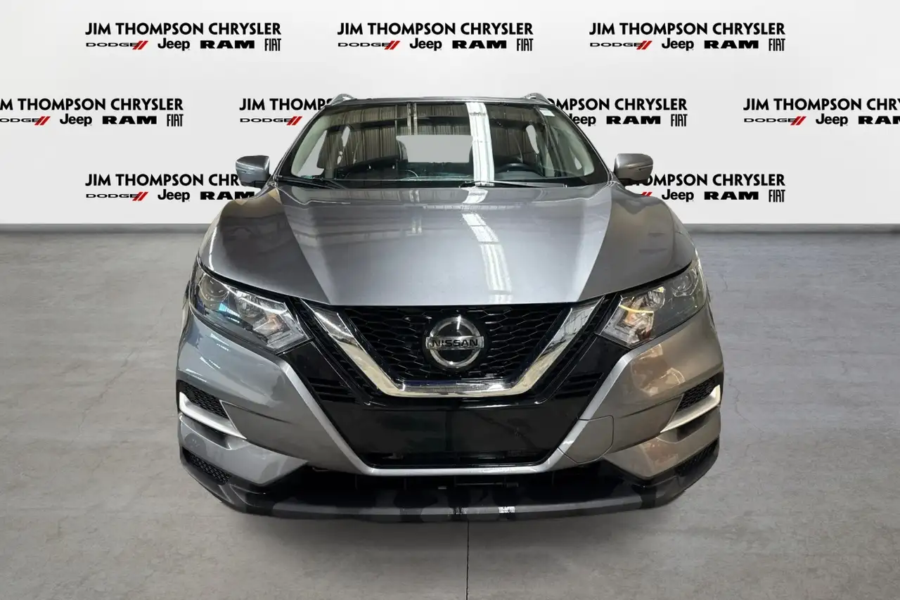 Nissan Qashqai снимка Nissan Qashqai