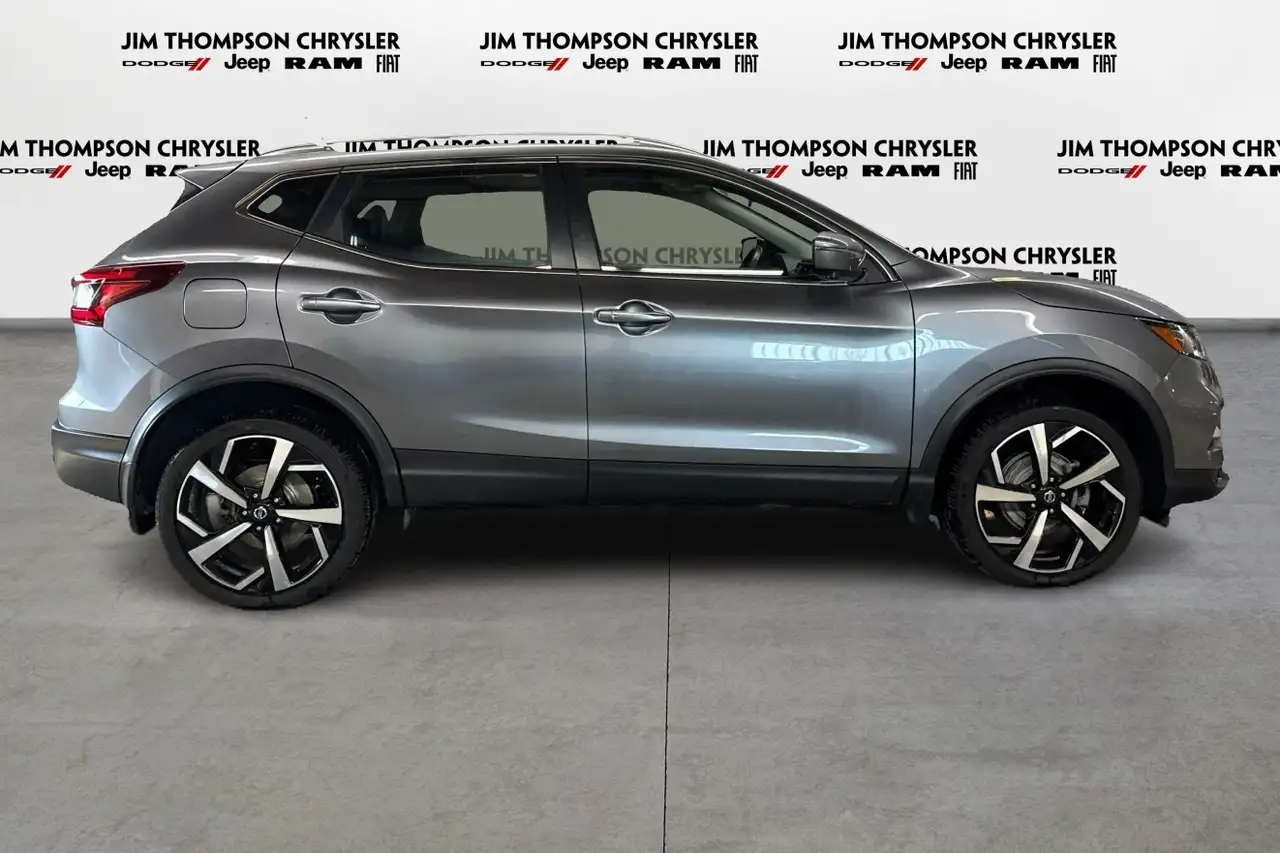 Nissan Qashqai снимка Nissan Qashqai