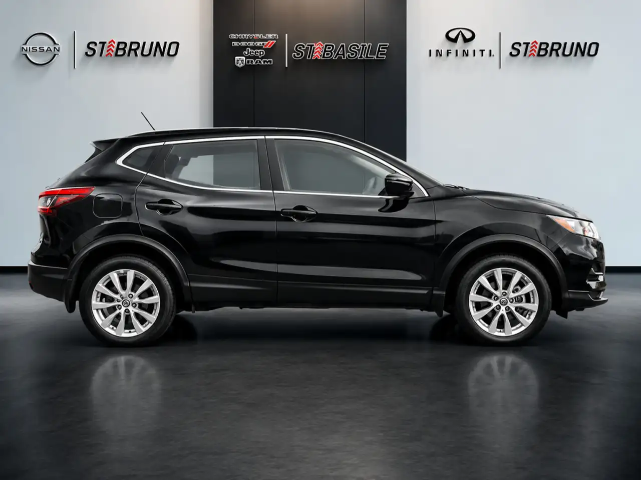 Nissan Qashqai снимка Nissan Qashqai