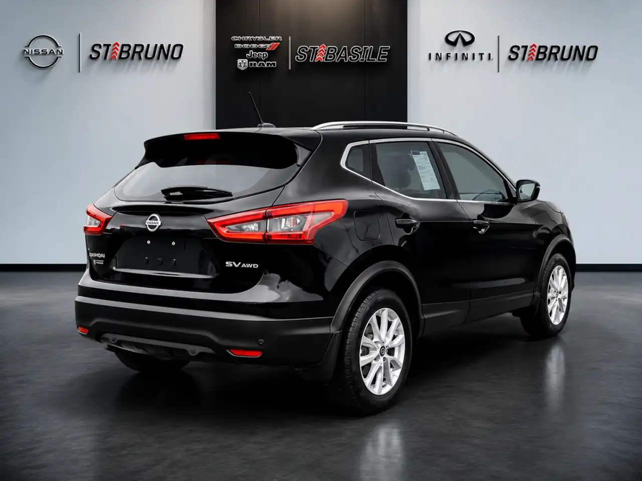 Nissan Qashqai снимка Nissan Qashqai