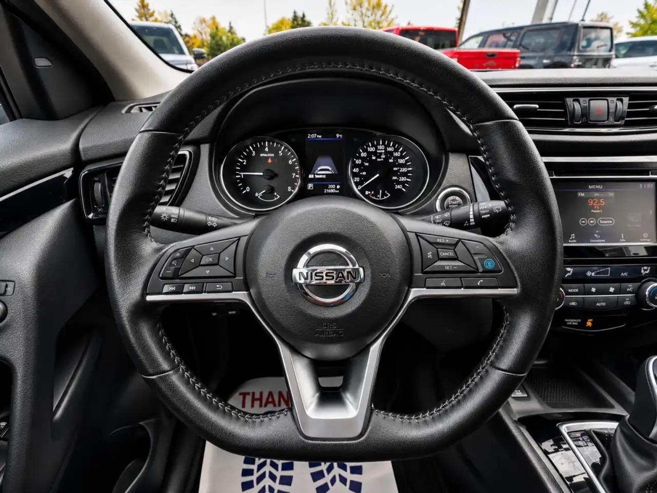 Nissan Qashqai снимка Nissan Qashqai