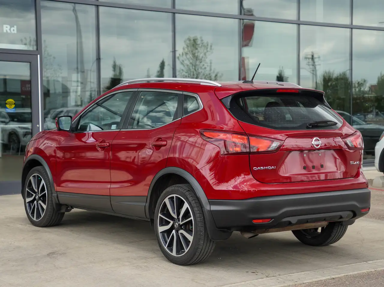 Nissan Qashqai снимка Nissan Qashqai