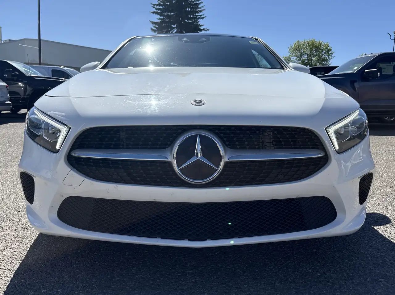 Mercedes-Benz A-Class снимка Mercedes-Benz A-Class