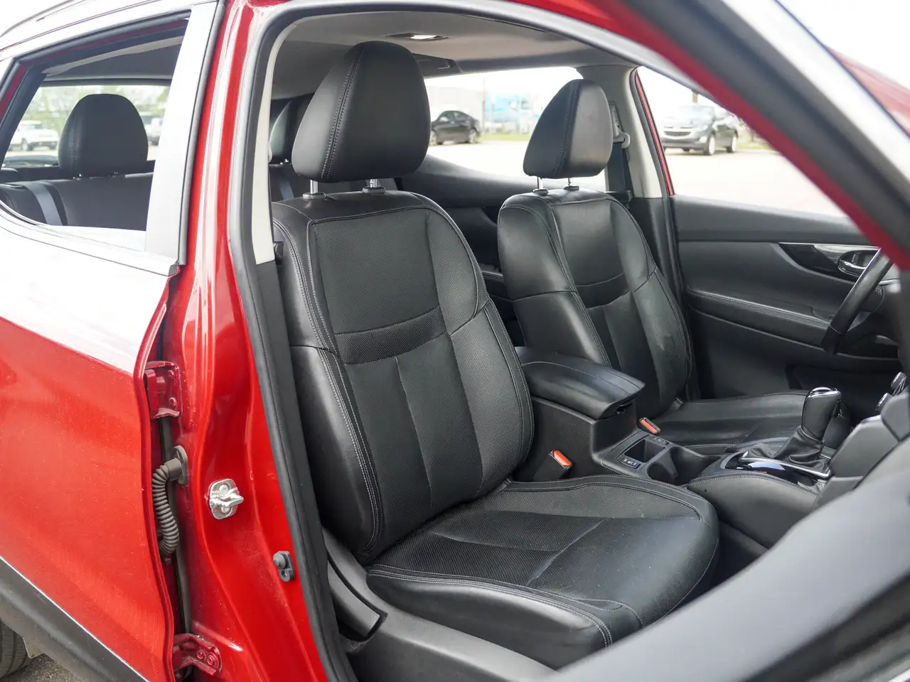 Nissan Qashqai снимка Nissan Qashqai