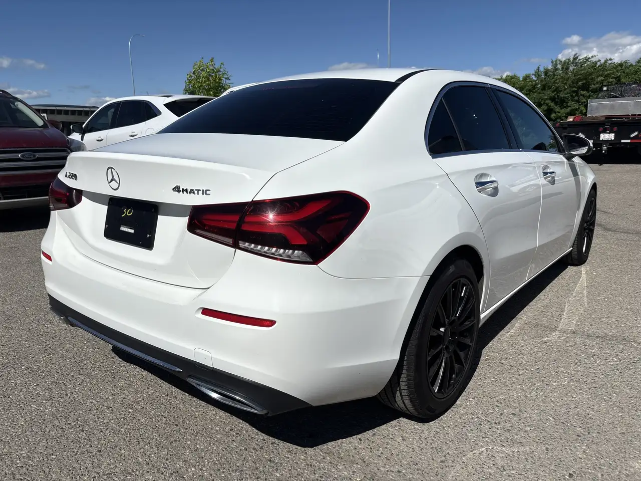Mercedes-Benz A-Class снимка Mercedes-Benz A-Class