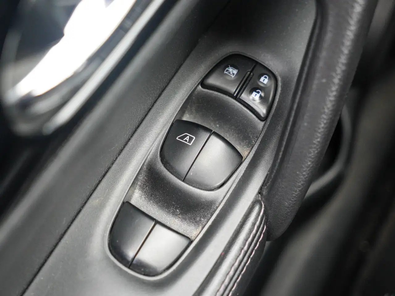 Nissan Qashqai снимка Nissan Qashqai
