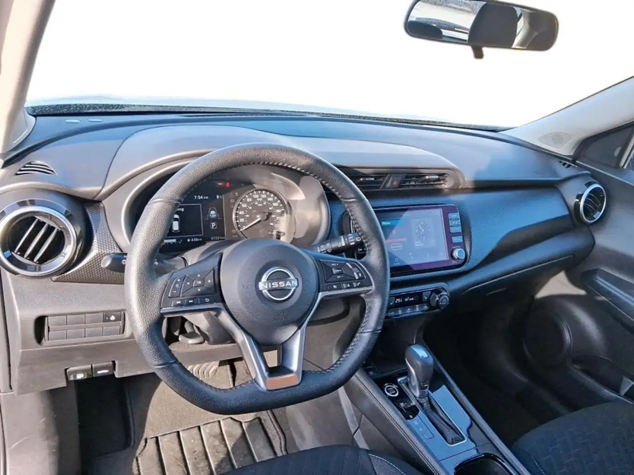 Nissan Kicks снимка Nissan Kicks