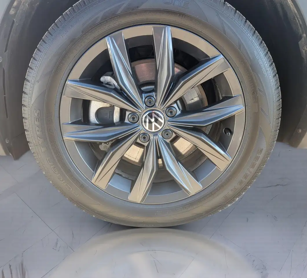 Volkswagen Tiguan снимка Volkswagen Tiguan