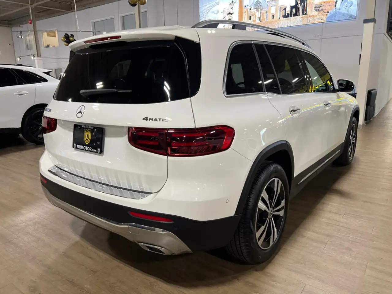 Mercedes-Benz GLB снимка Mercedes-Benz GLB