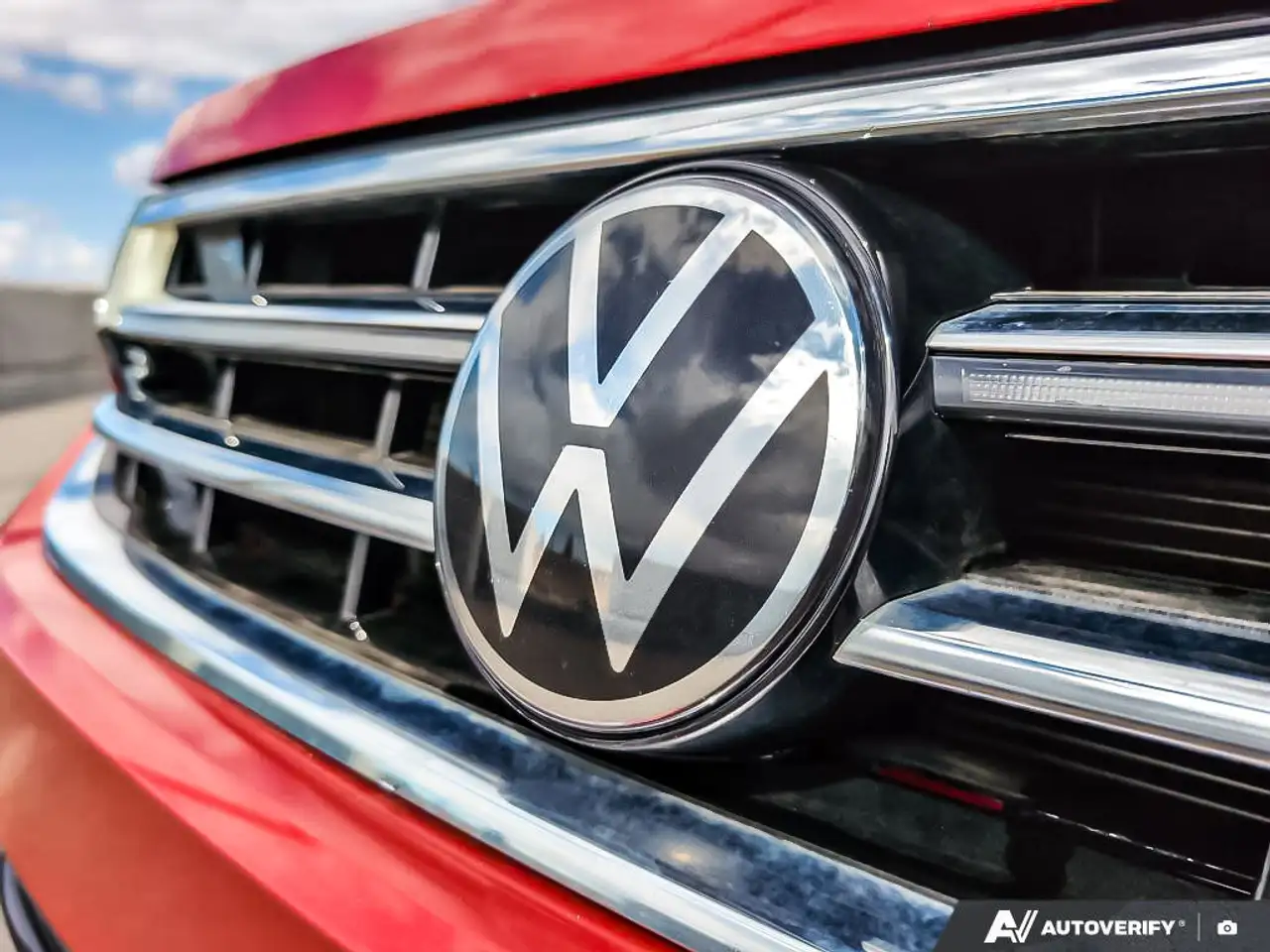 Volkswagen Tiguan снимка Volkswagen Tiguan