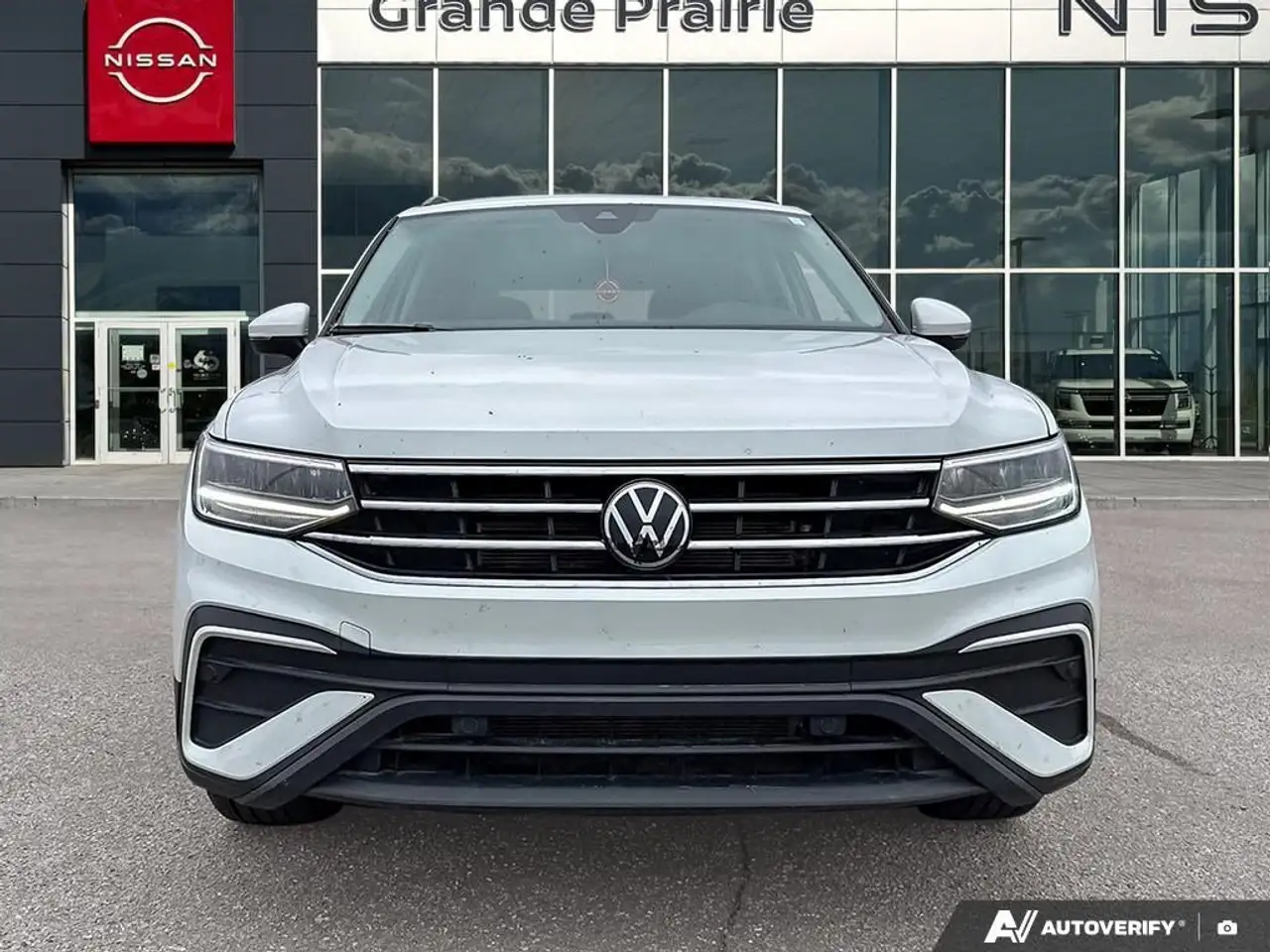 Volkswagen Tiguan снимка Volkswagen Tiguan