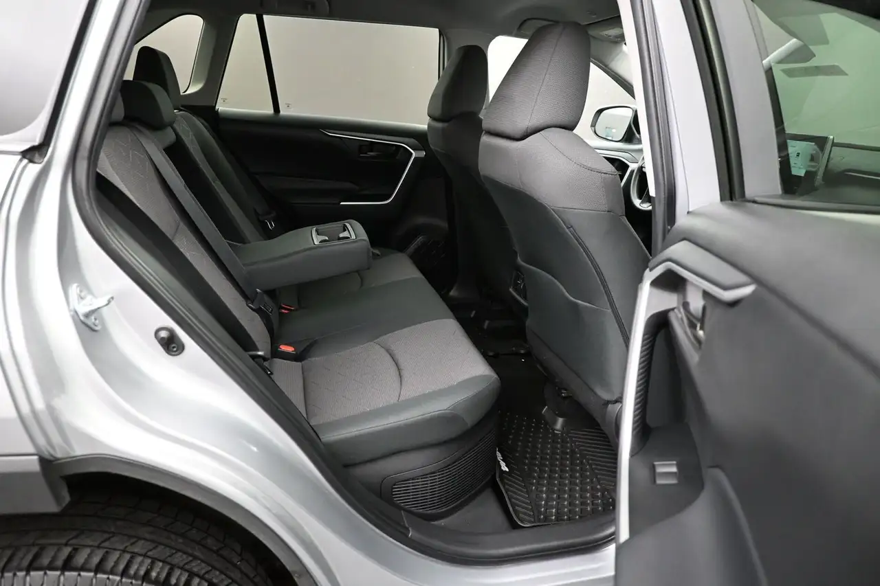 Toyota RAV 4 photo Toyota RAV 4