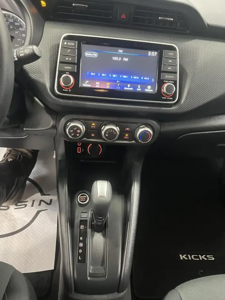 Nissan Kicks photo Nissan Kicks