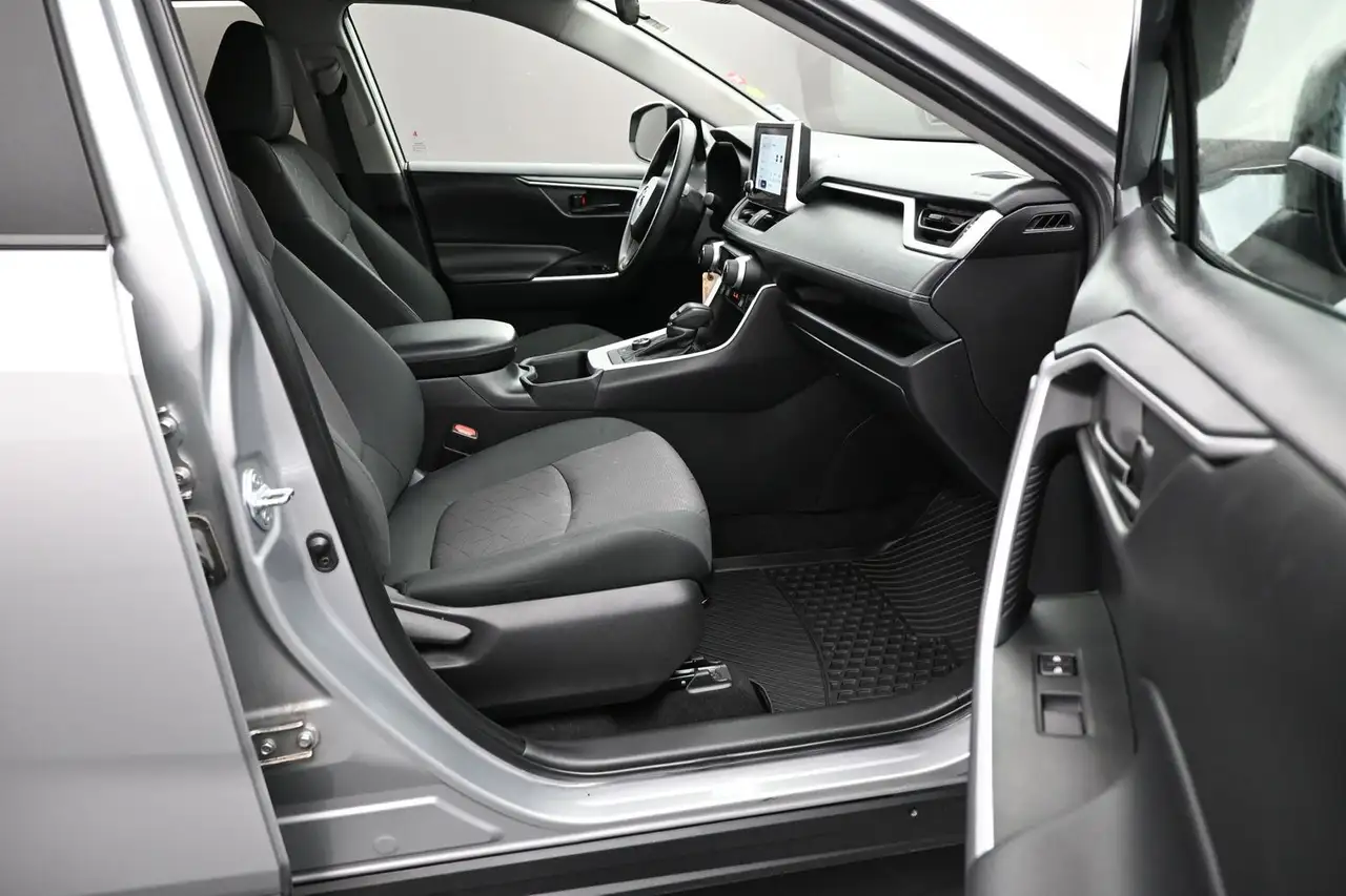 Toyota RAV 4 photo Toyota RAV 4