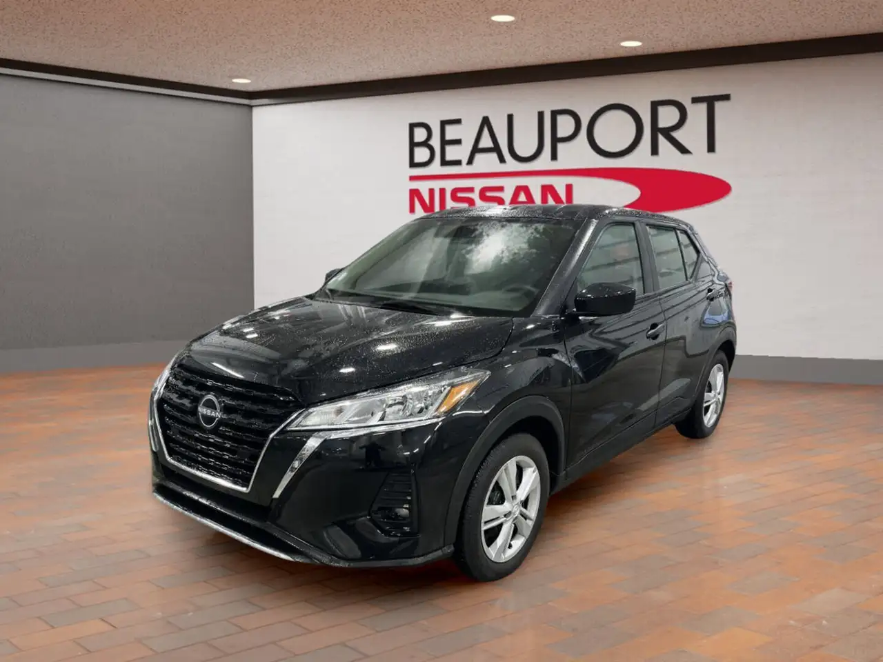 2025 Nissan Kicks