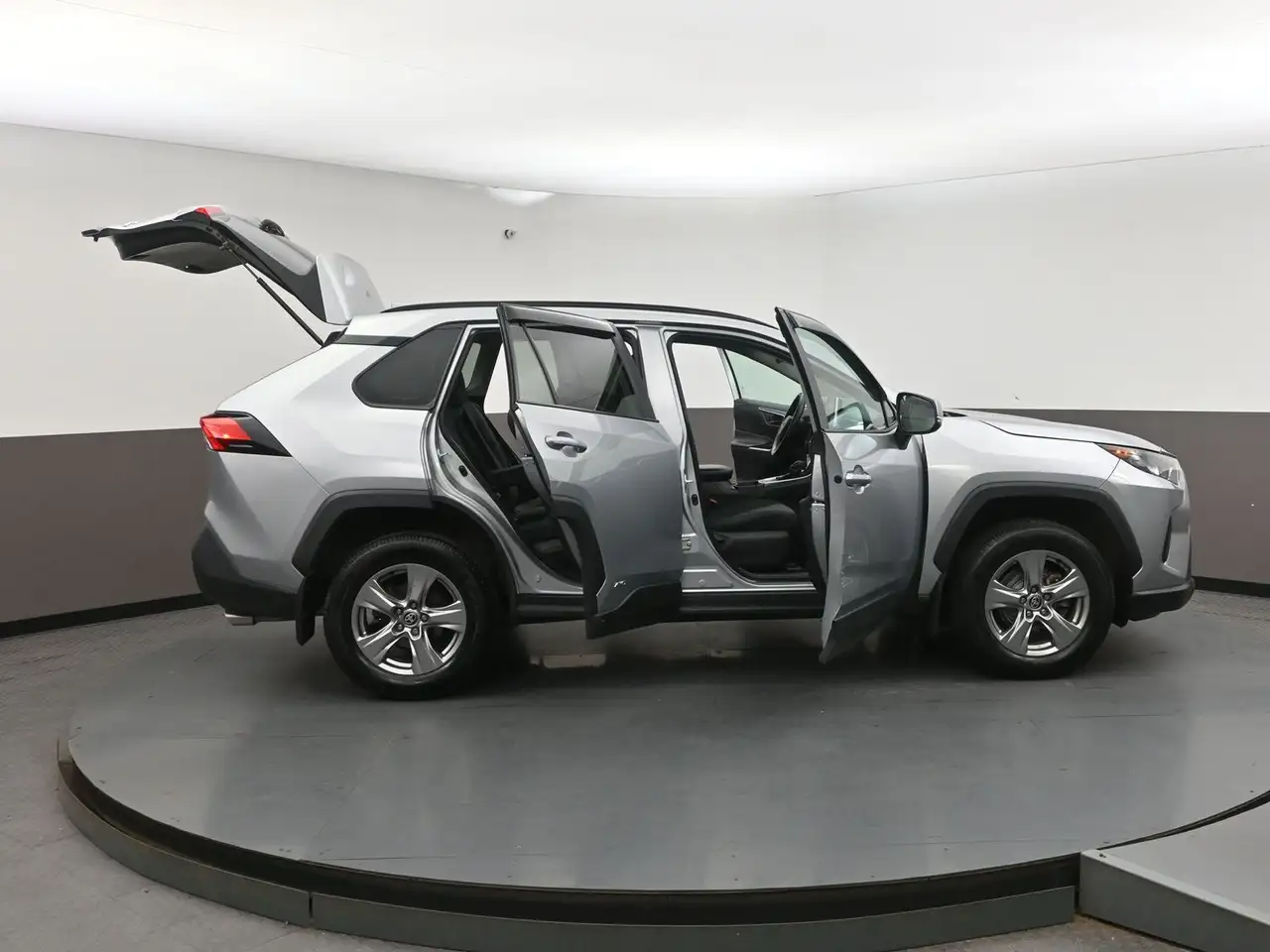 Toyota RAV 4 photo Toyota RAV 4