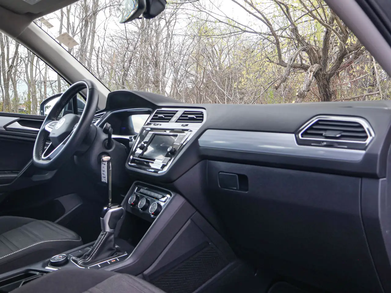 Volkswagen Tiguan снимка Volkswagen Tiguan