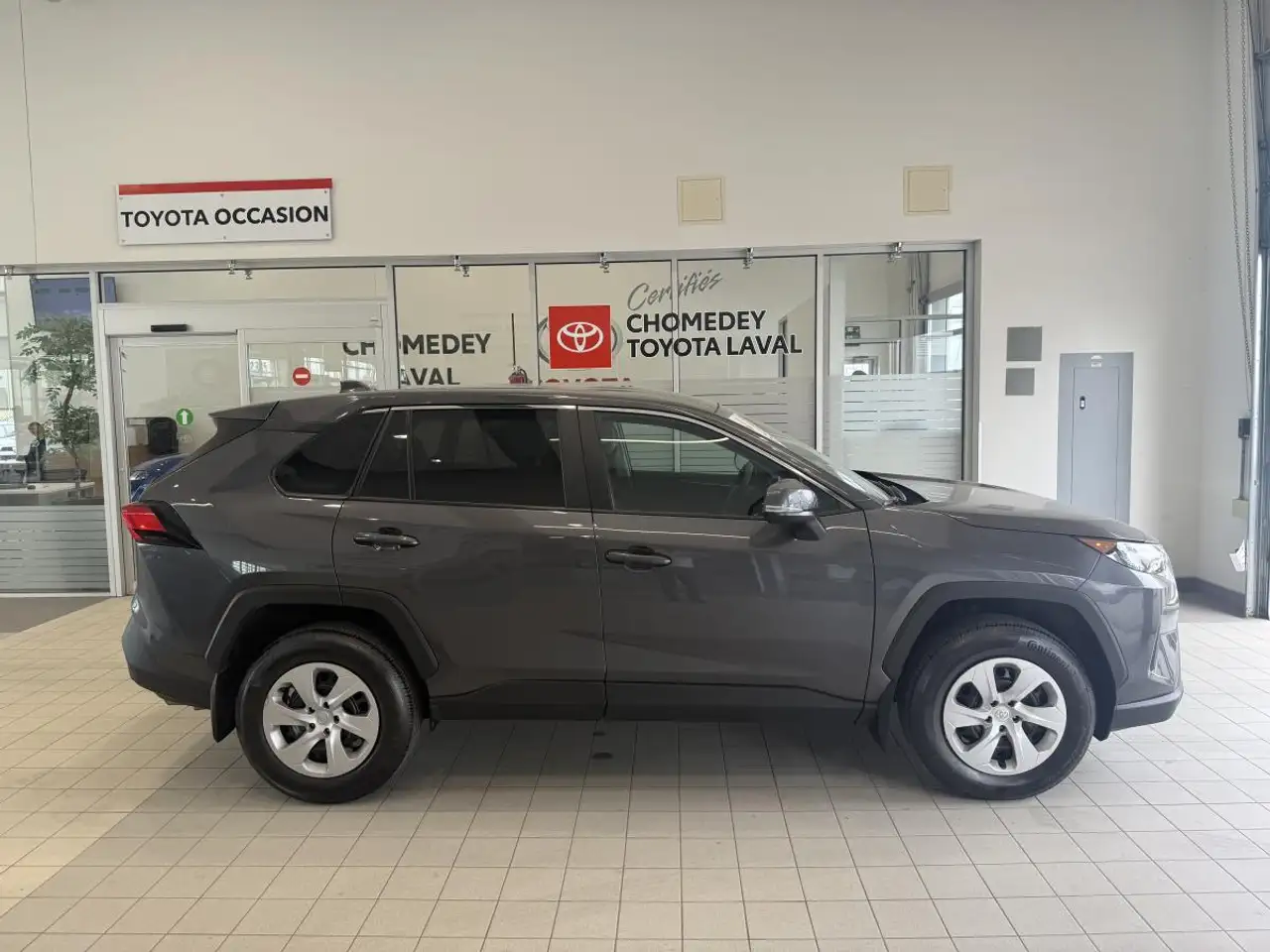 Toyota RAV 4 снимка Toyota RAV 4