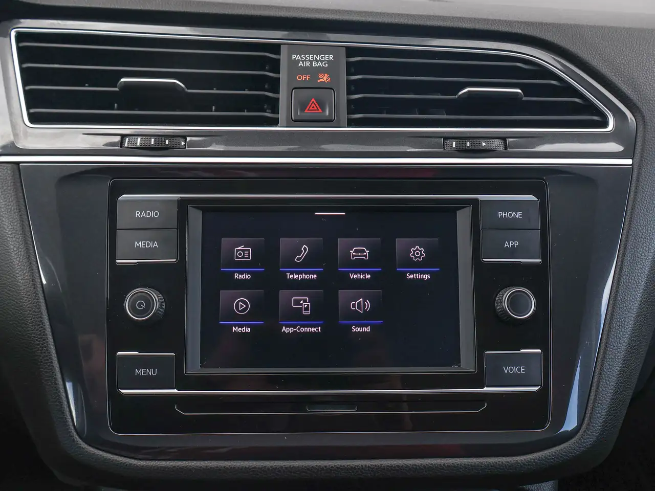 Volkswagen Tiguan снимка Volkswagen Tiguan