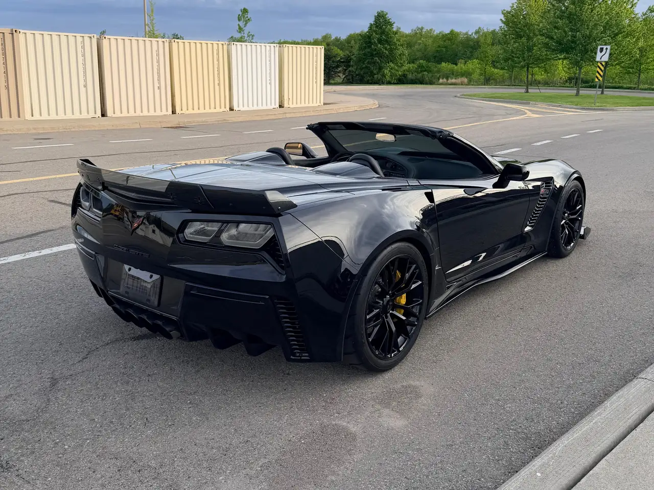 Chevrolet Corvette снимка Chevrolet Corvette