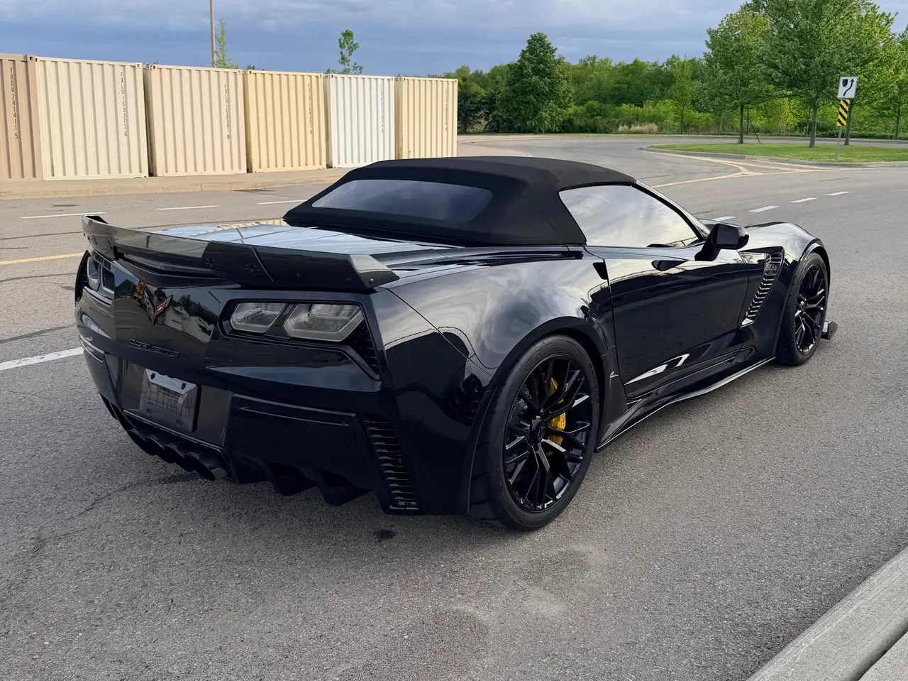 Chevrolet Corvette снимка Chevrolet Corvette