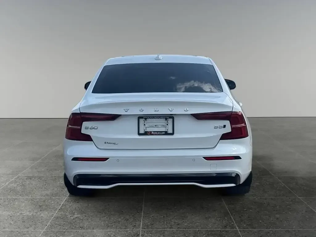 Volvo S60 photo Volvo S60