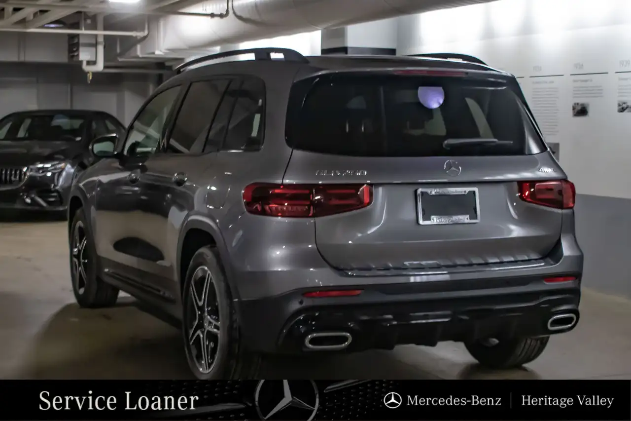 Mercedes-Benz GLB снимка Mercedes-Benz GLB