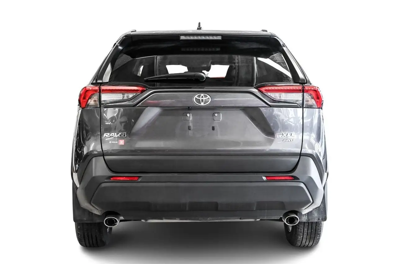 Toyota RAV 4 снимка Toyota RAV 4