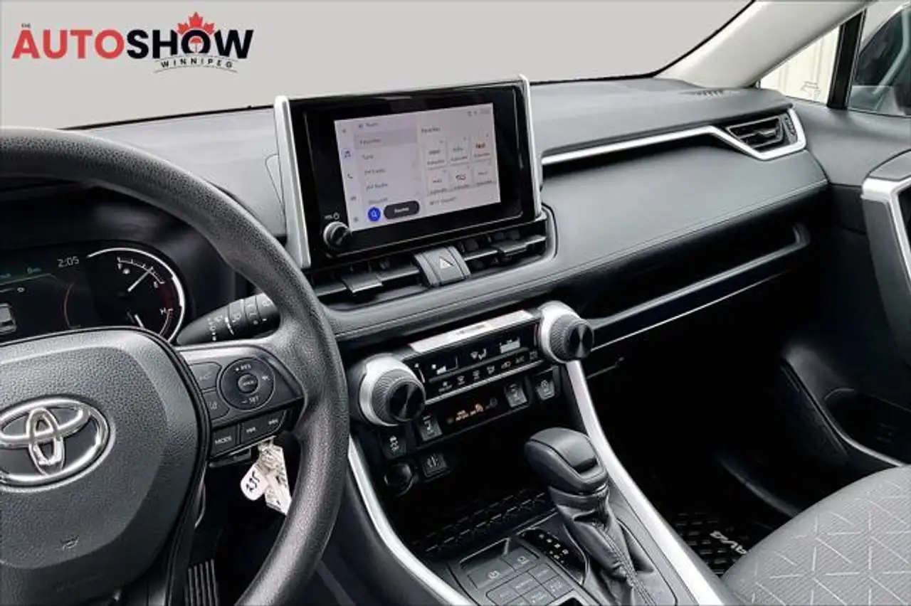 Toyota RAV 4 снимка Toyota RAV 4