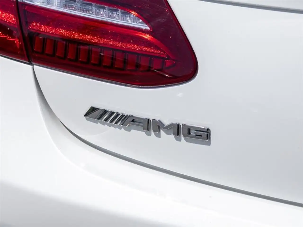 Mercedes-Benz E-Class fotografie Mercedes-Benz E-Class