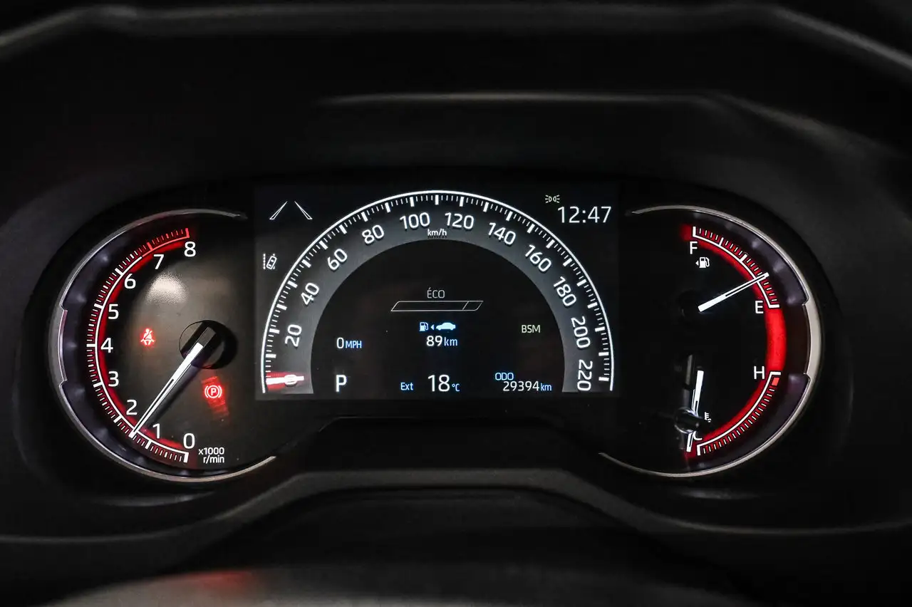 Toyota RAV 4 снимка Toyota RAV 4