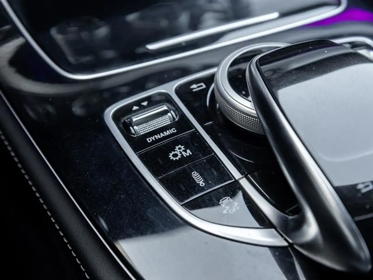 Mercedes-Benz E-Class fotografie Mercedes-Benz E-Class