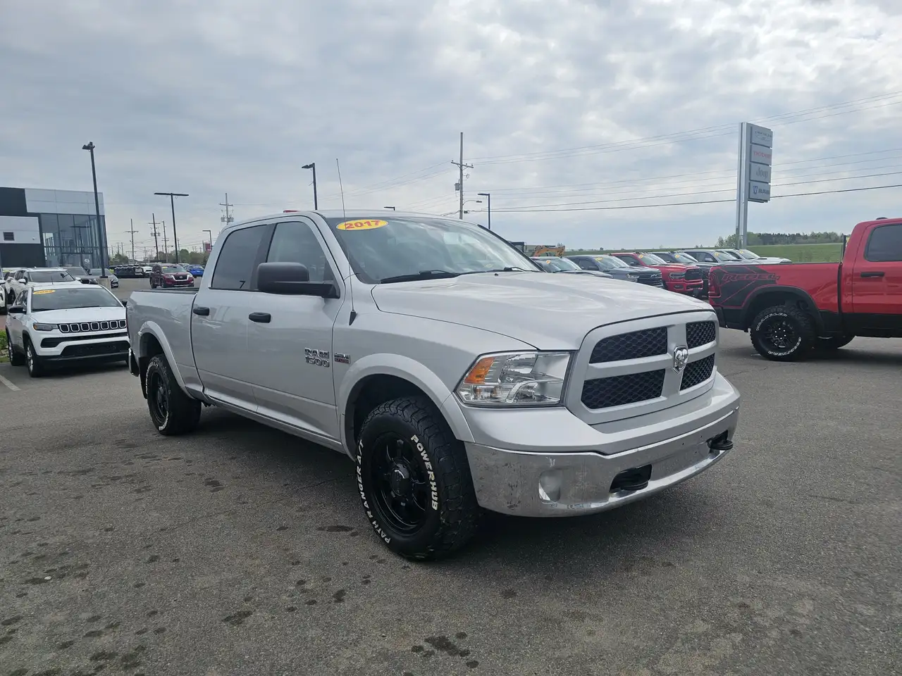 RAM 1500 снимка RAM 1500