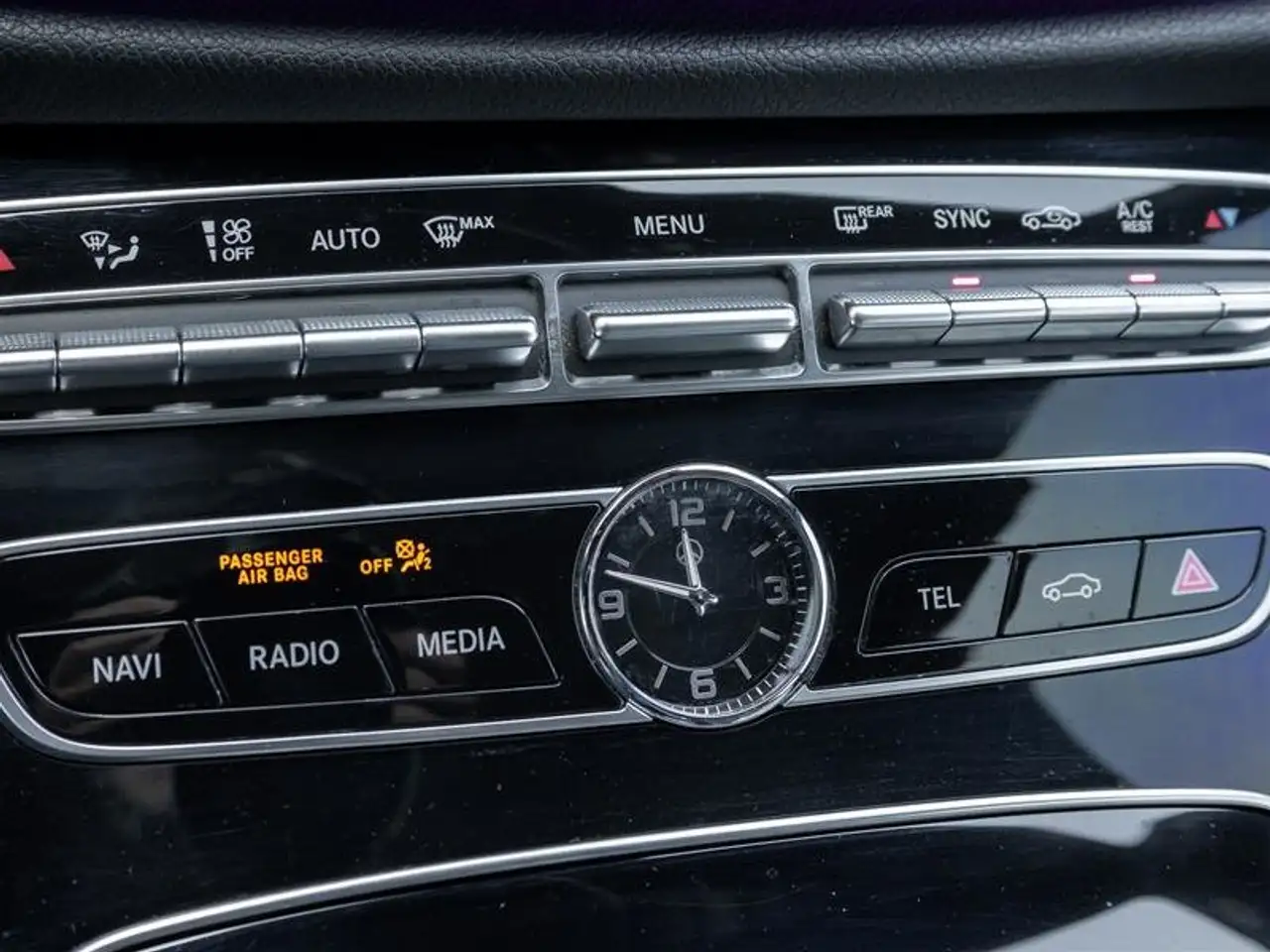 Mercedes-Benz E-Class fotografie Mercedes-Benz E-Class